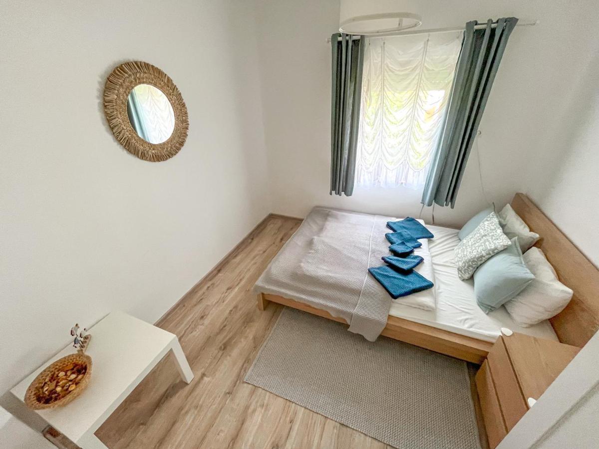 Bdcsny Apartman Badacsonytördemic Exteriör bild